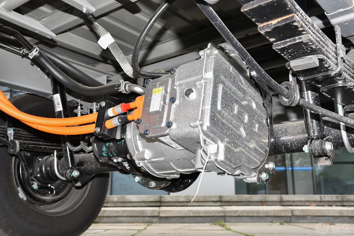 瑞驰新能源EC31263km 冷藏车标准版动力底盘