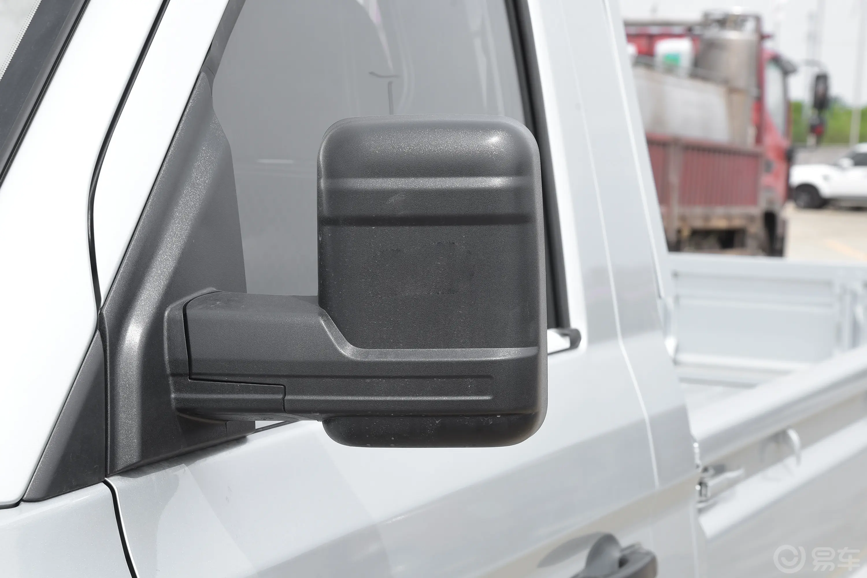 长安星卡PLUS1.6L 栏板车单排舒适型空调版 CNG主驾驶后视镜背面