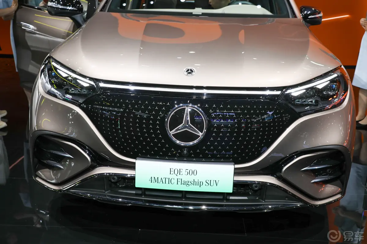 奔驰EQE SUV500 4MATIC 旗舰版外观细节