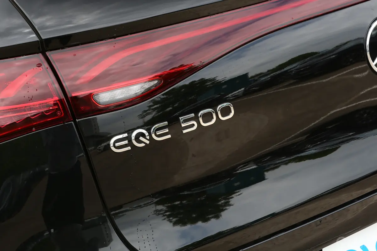 奔驰EQE SUV500 4MATIC 先锋版外观细节
