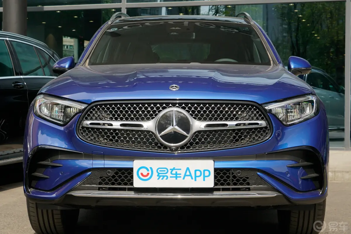 奔驰GLCGLC 300 L 4MATIC 动感型 5座外观细节