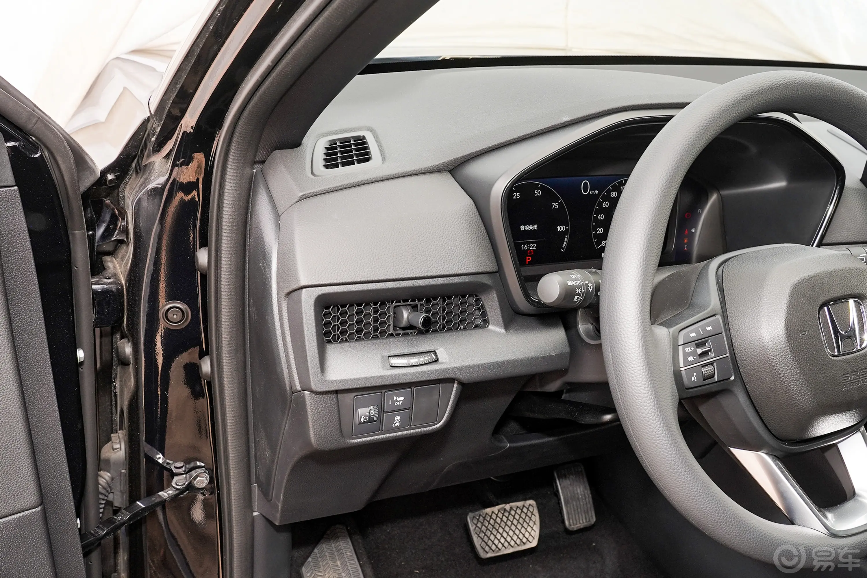 皓影 e:PHEV2.0L 91km 尊贵版主驾驶位
