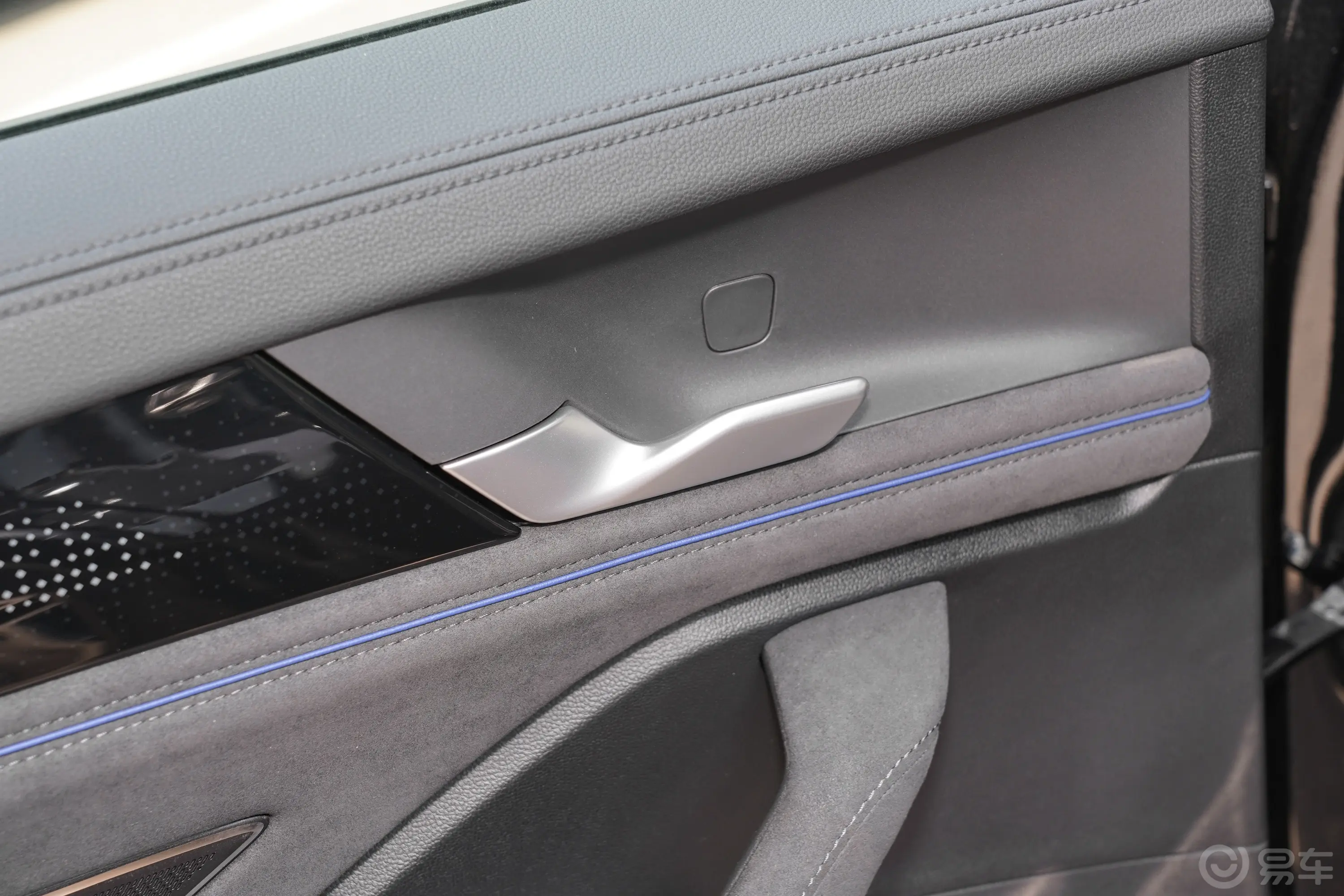途观LPro 330TSI 两驱R-Line智尊版 5座后排功能
