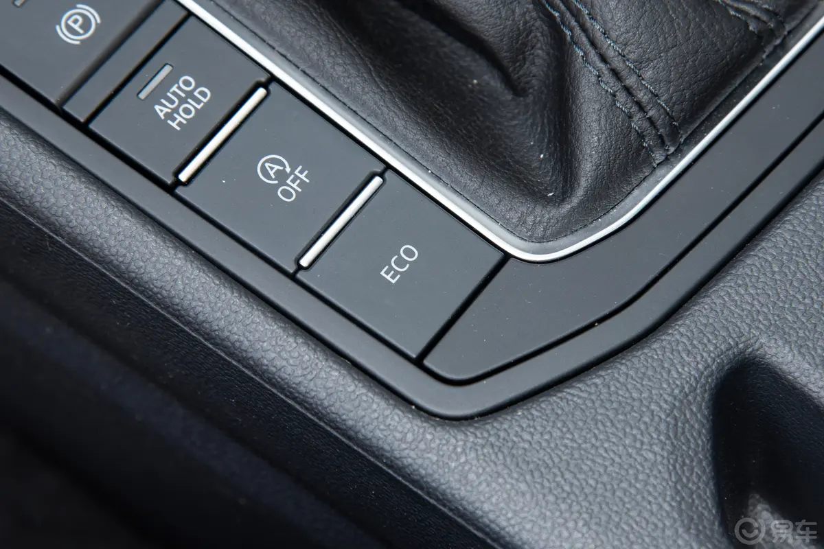 速腾300TSI 双离合飞越版中控