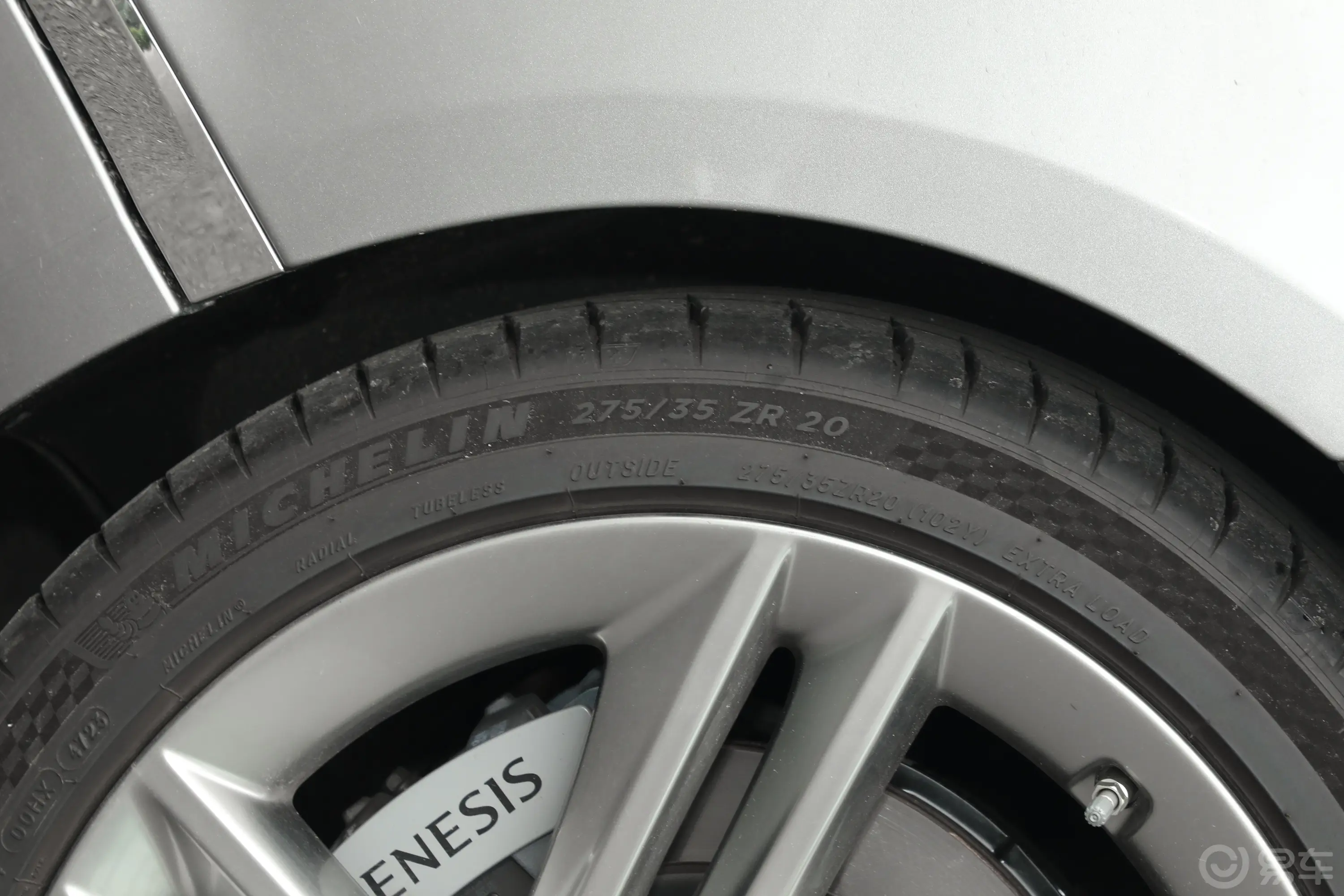 捷尼赛思G802.5T 四驱顶配版动力底盘