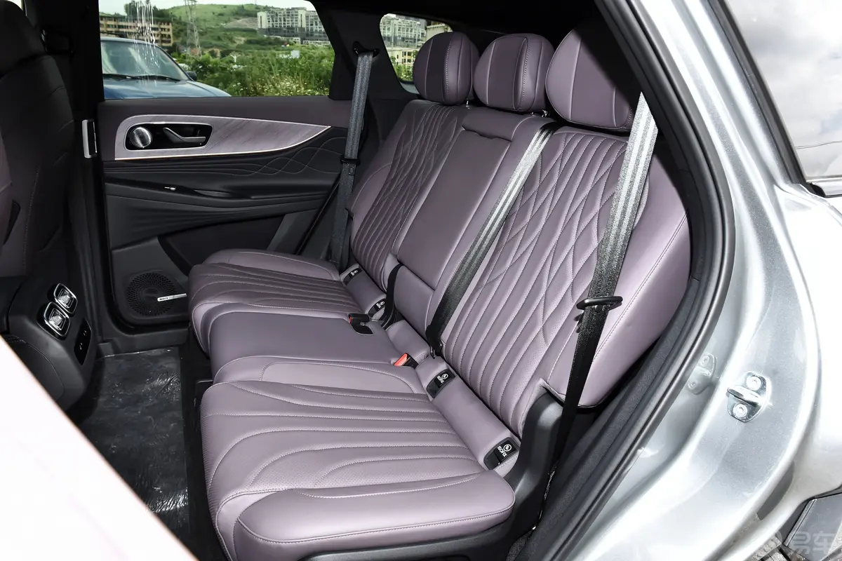 瑞虎9改款 2.0T 自动两驱超舒适·尊享版 5座后排座椅