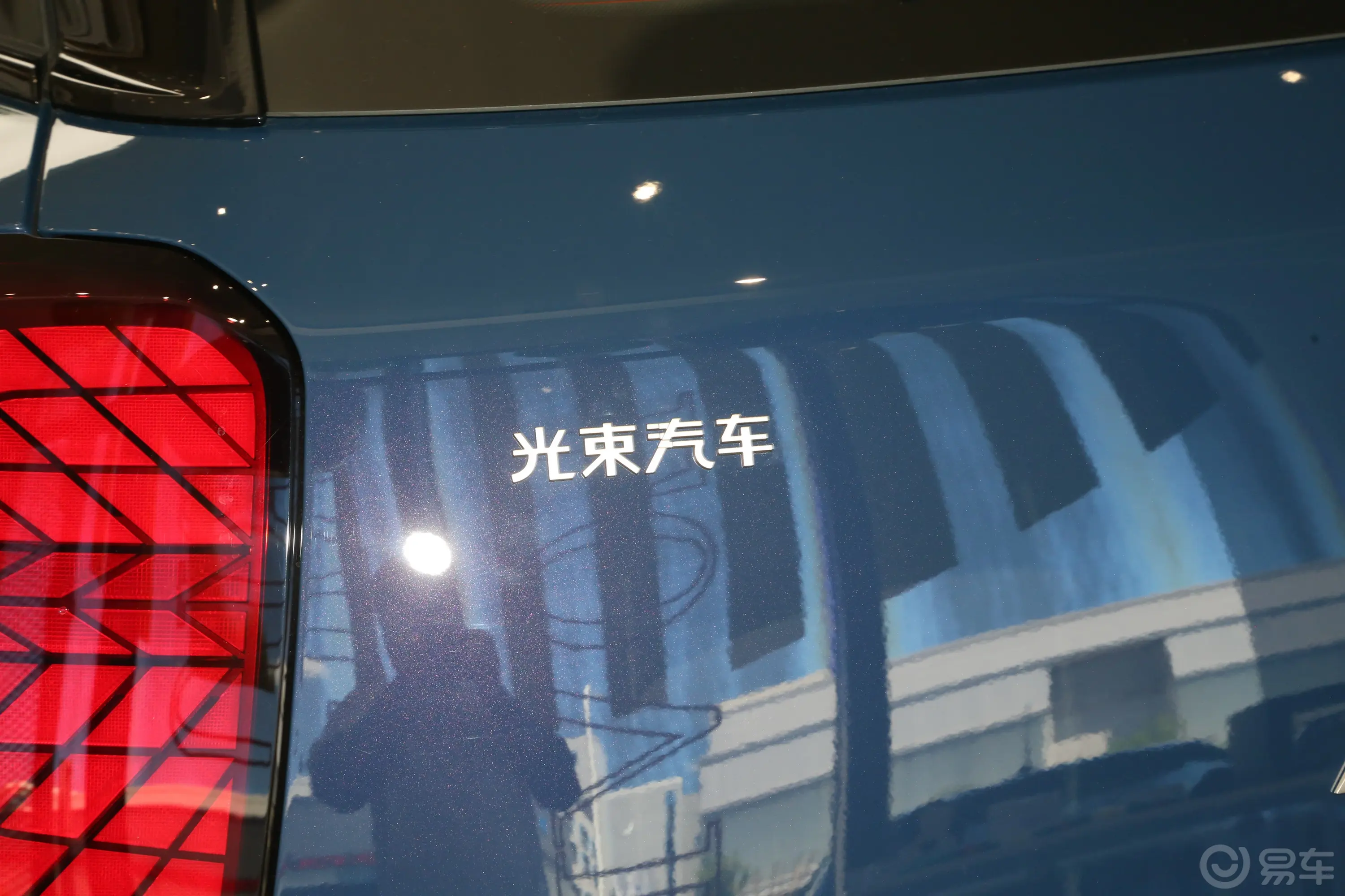 电动MINI ACEMAN445km SE 艺术家外观细节