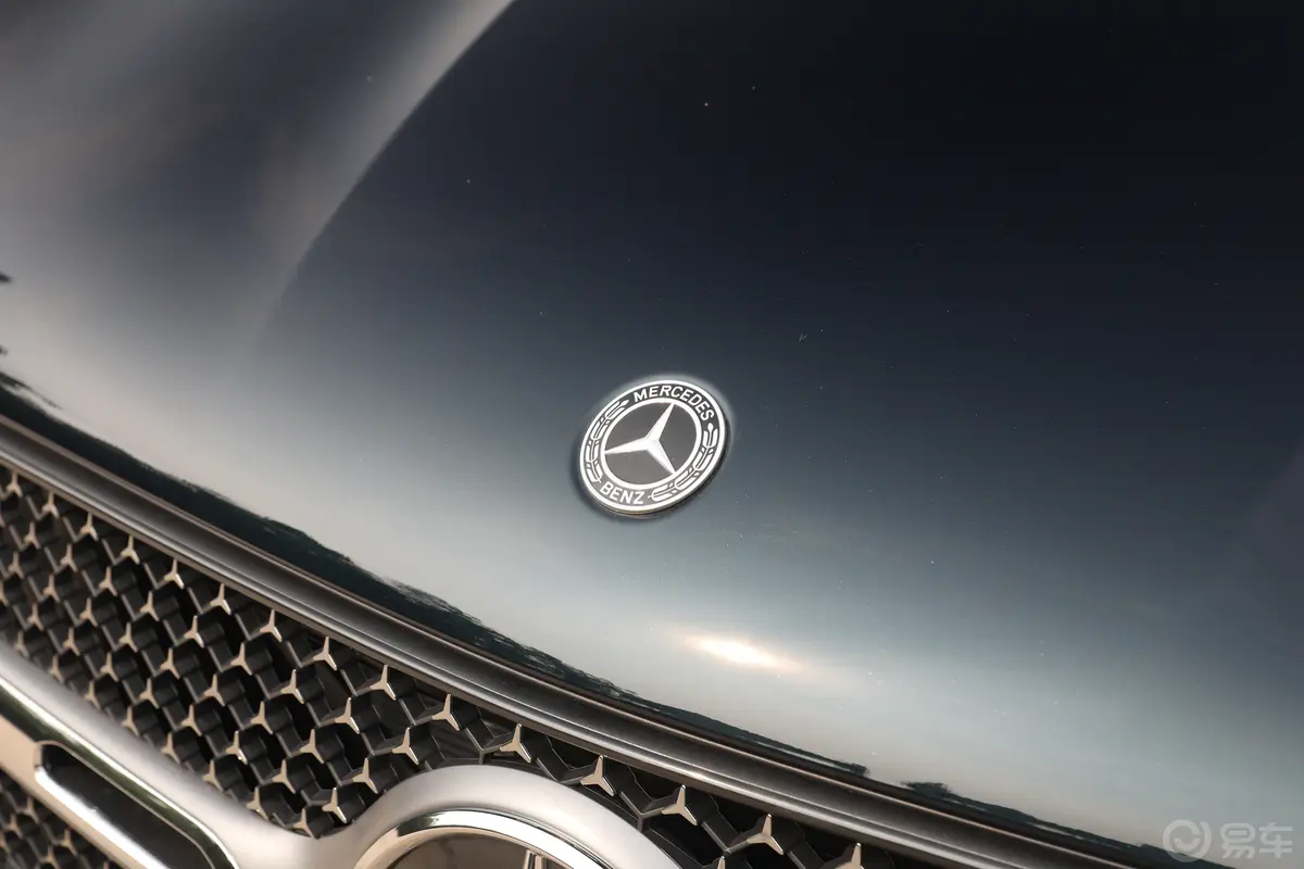 奔驰GLC改款 GLC 300 L 4MATIC 动感型 5座外观细节