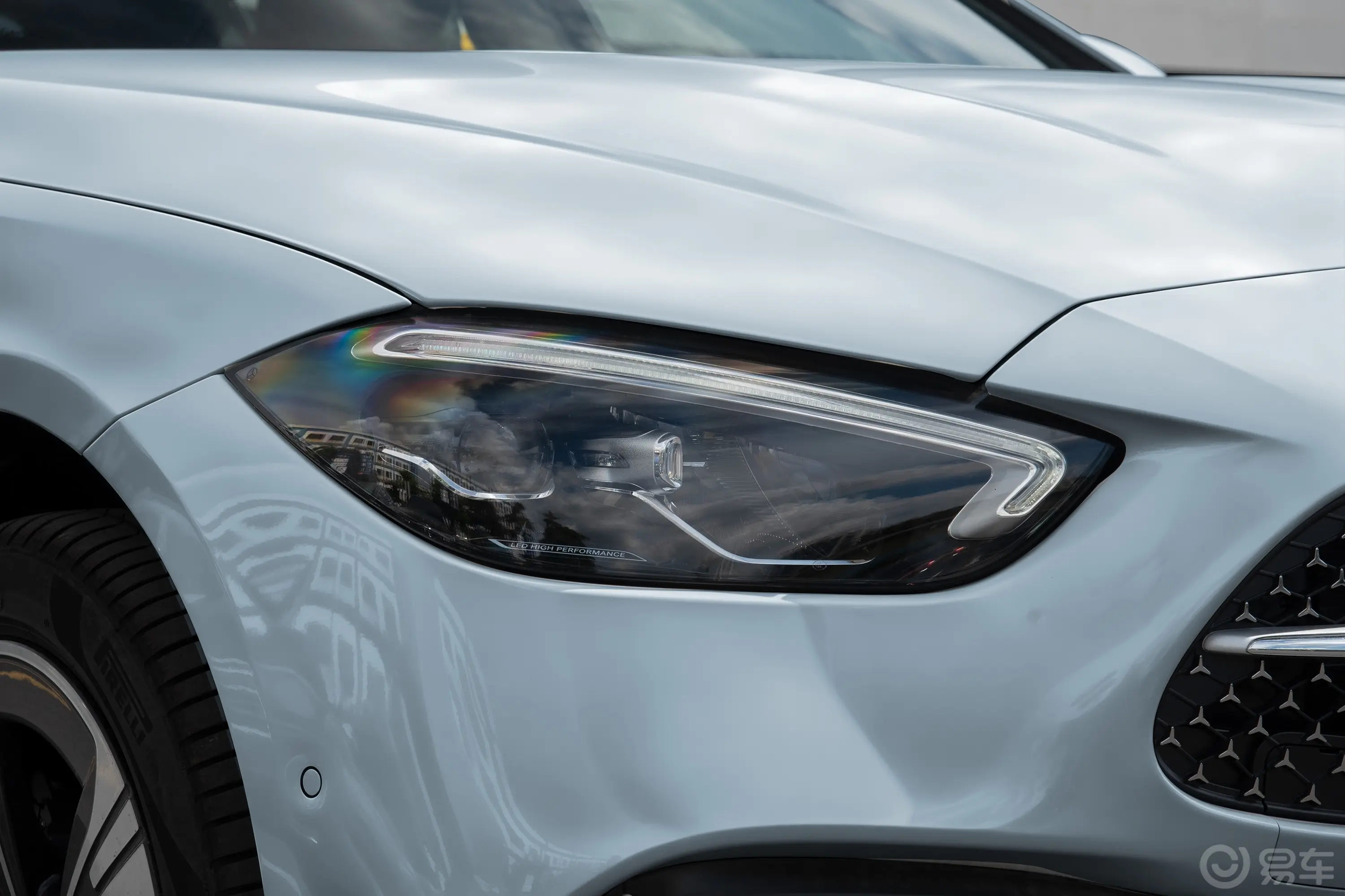 奔驰C级改款三 C 260 L 4MATIC 运动版外观灯组