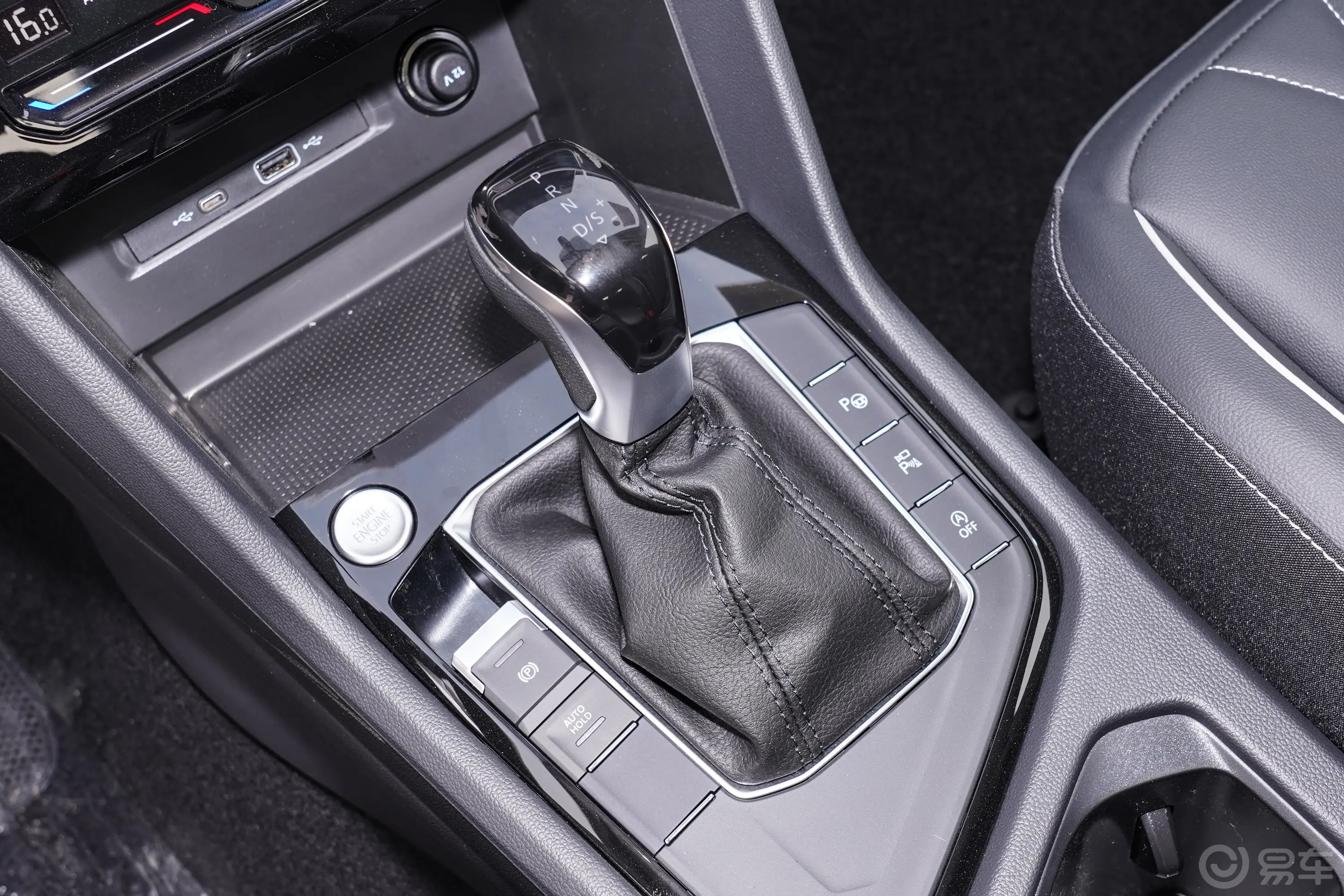 途观L330TSI 两驱R-Line龙耀版 5座换挡装置