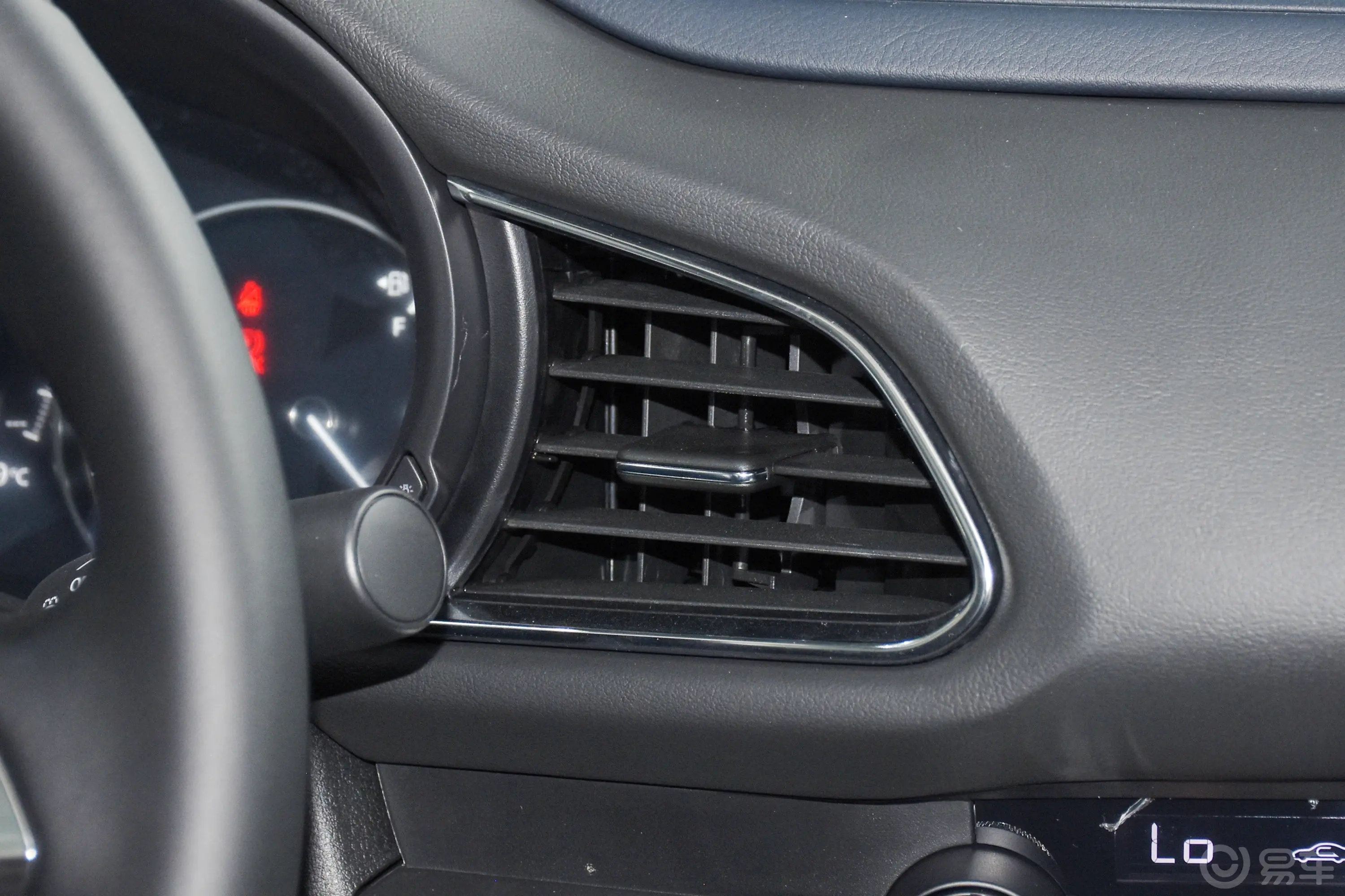 马自达CX-302.0L 自动雅悦型中控