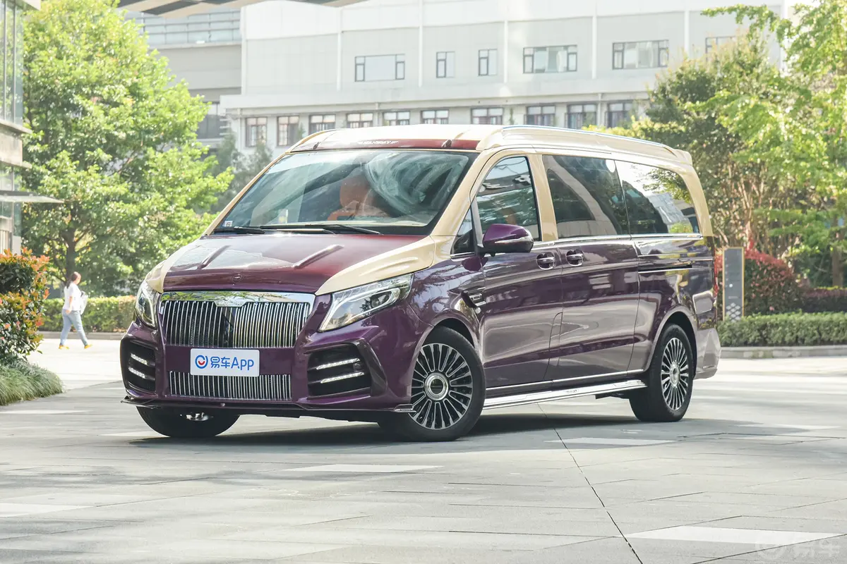 迈莎锐V级2.0T 鼎中V300D 柴油侧前45度车头向左水平