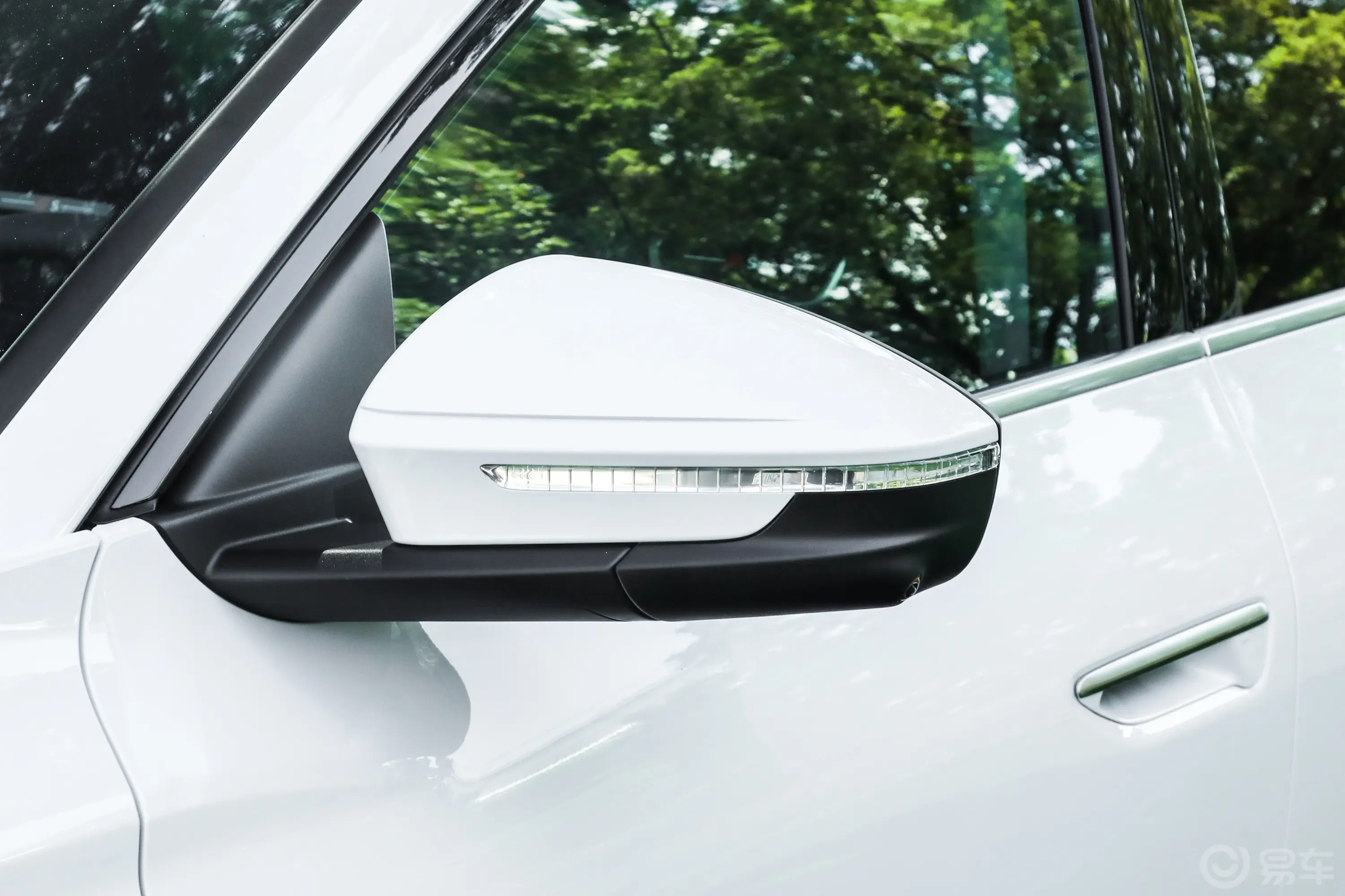 奥迪Q6L e-tron752km 超长续航版外观细节
