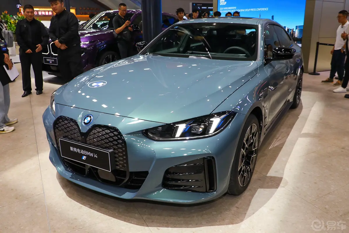 宝马i4eDrive40外观
