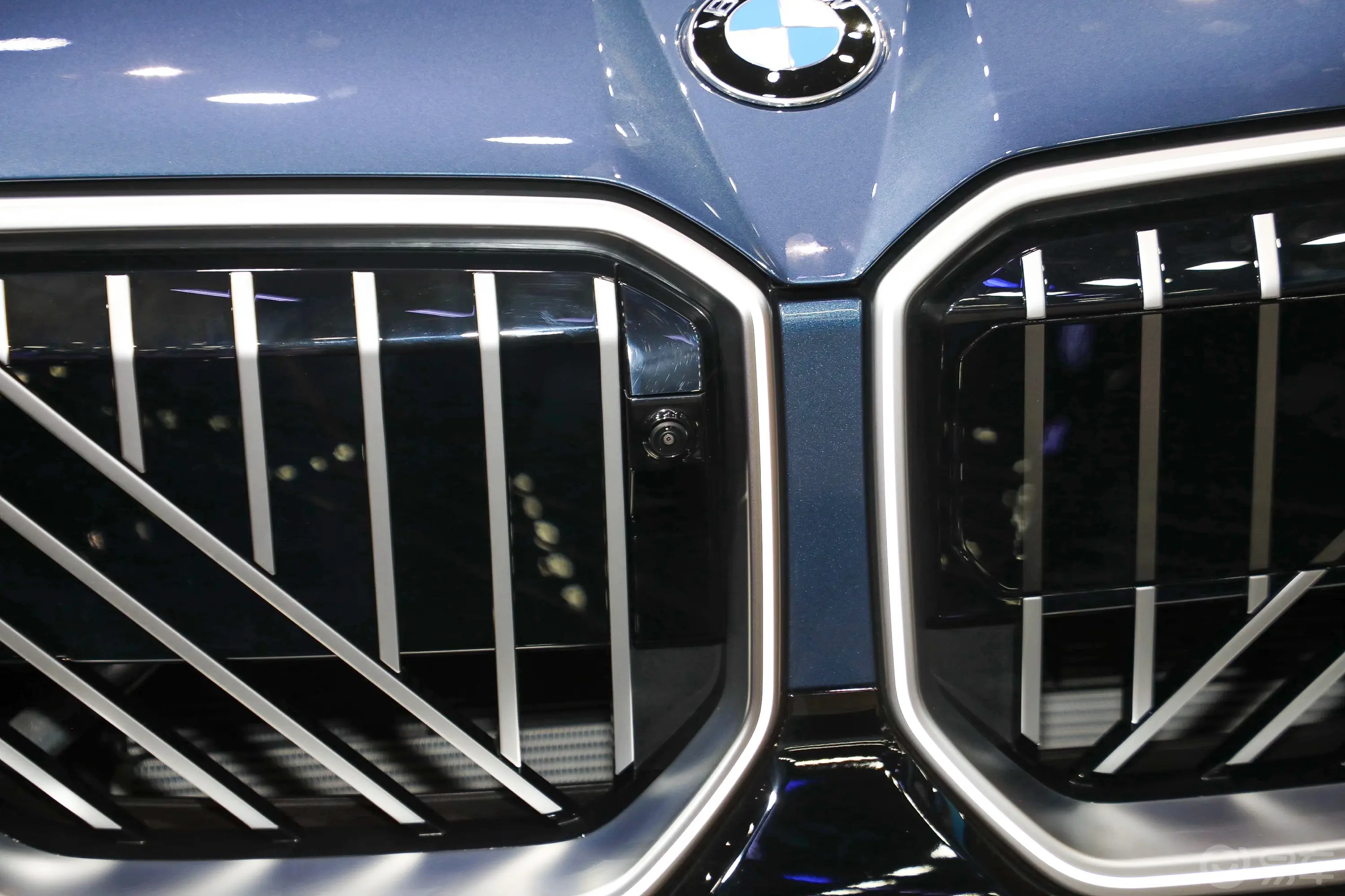 宝马X3xDrive30L 尊享型 M运动套装外观