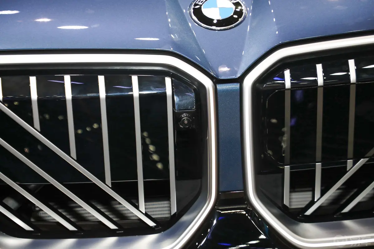 宝马X3xDrive30L 尊享型 M运动套装外观