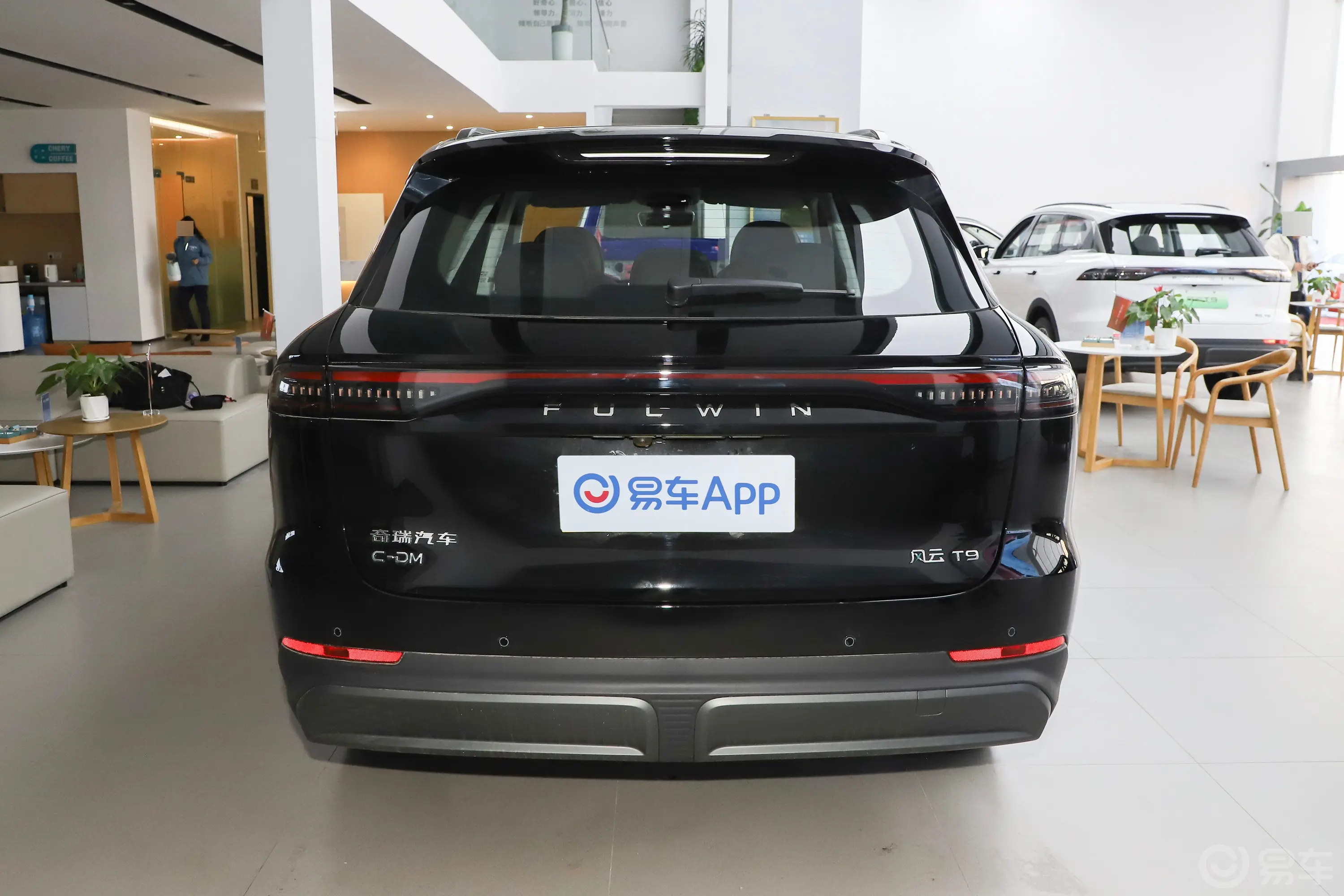 风云T91.5T 120km 前驱长续航版标准型 磷酸铁锂 5座正后水平