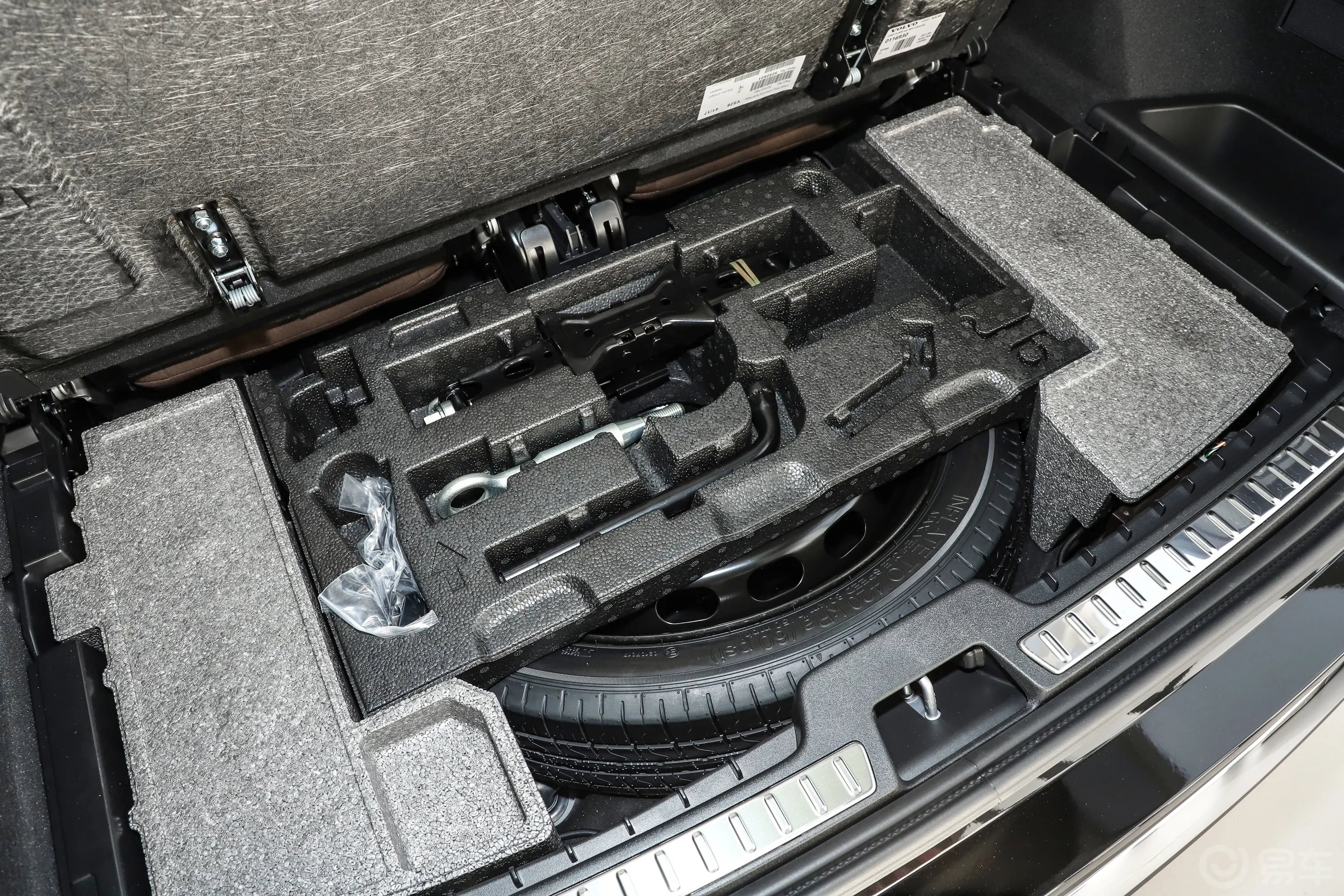 沃尔沃XC90B6 智雅豪华版 7座动力底盘