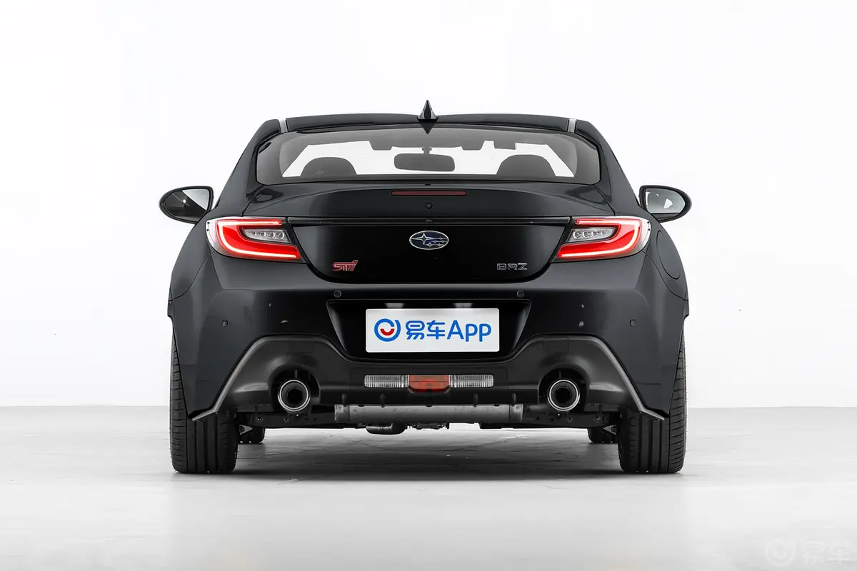 斯巴鲁BRZSTI Sport 2.4L 手动版EyeSight正后水平