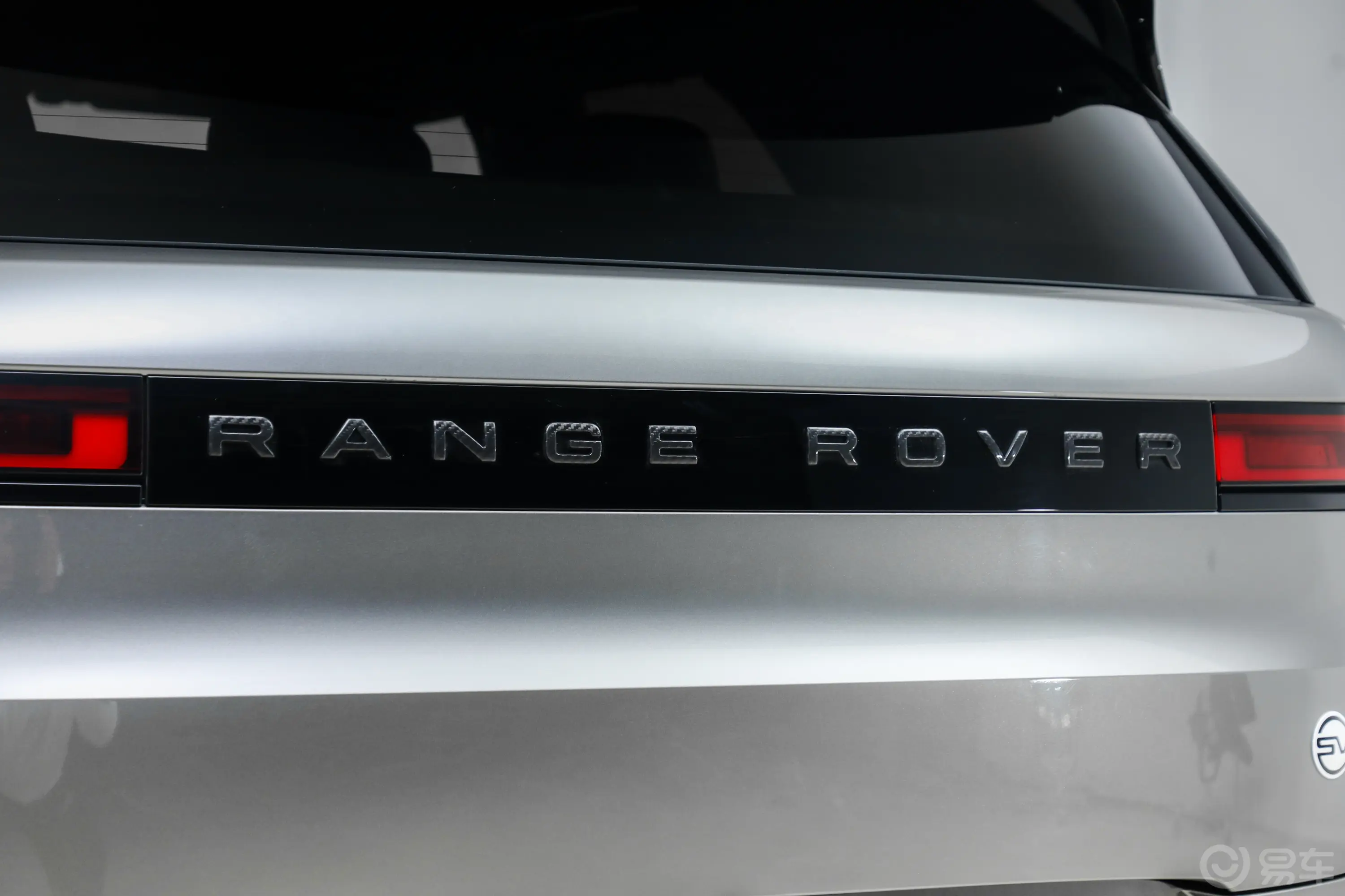 揽胜运动版4.4T SV Edition One外观细节