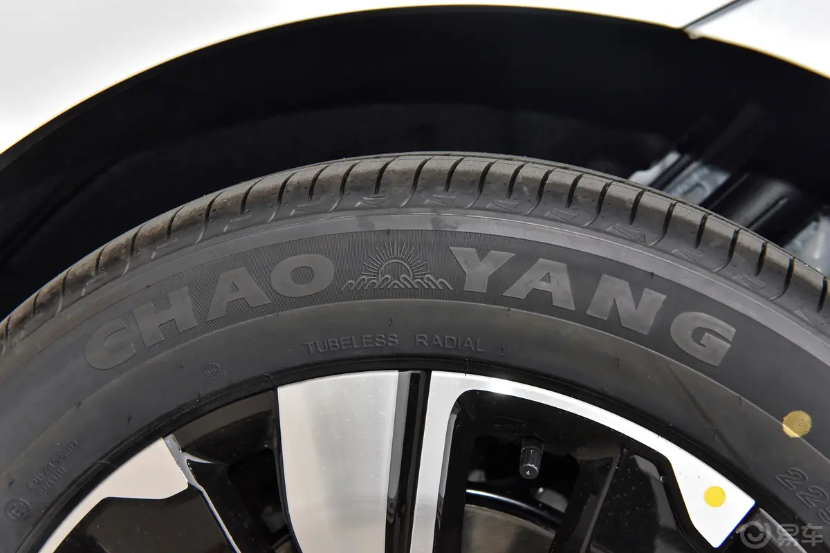 长安启源A07纯电 蓝鲸版 525km 豪华型前轮胎品牌
