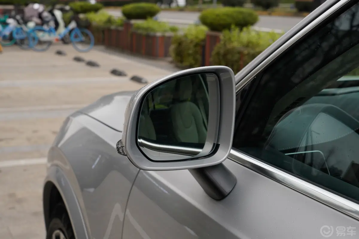 沃尔沃XC90改款 B6 智雅豪华版 6座后视镜镜面