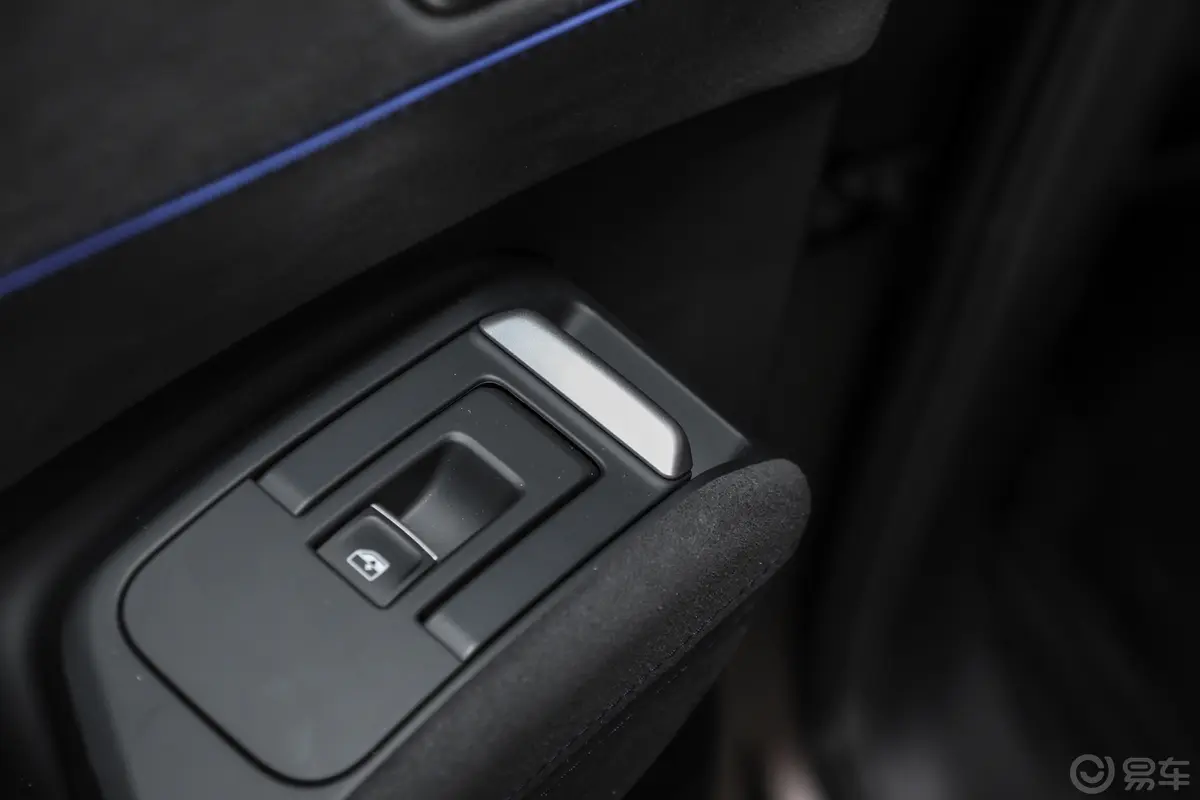 途昂途昂Pro 450TSI 登峰版后排功能