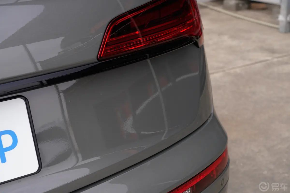 奥迪SQ53.0T quattro外观细节