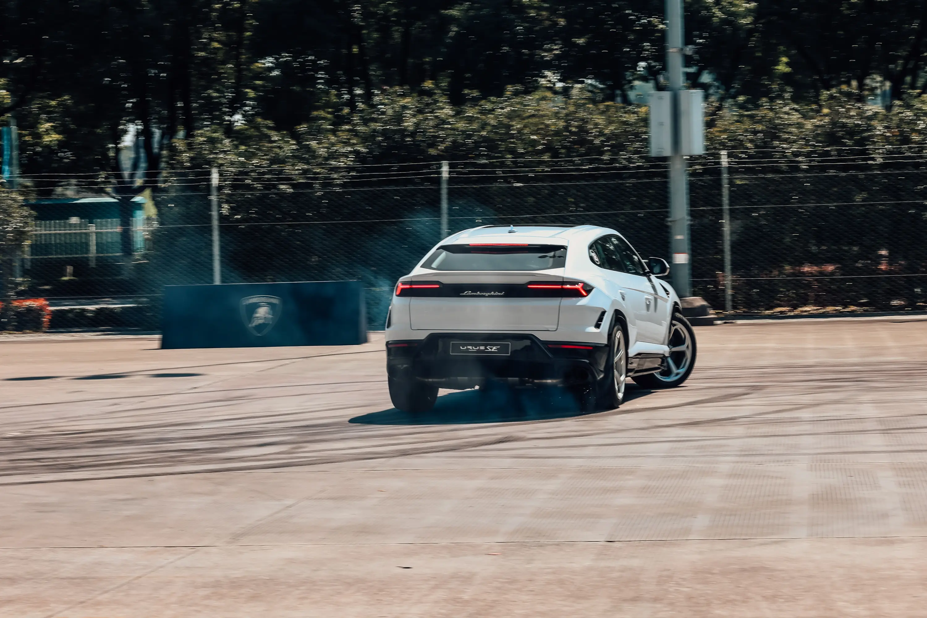 Urus SE4.0T 60km 标准版