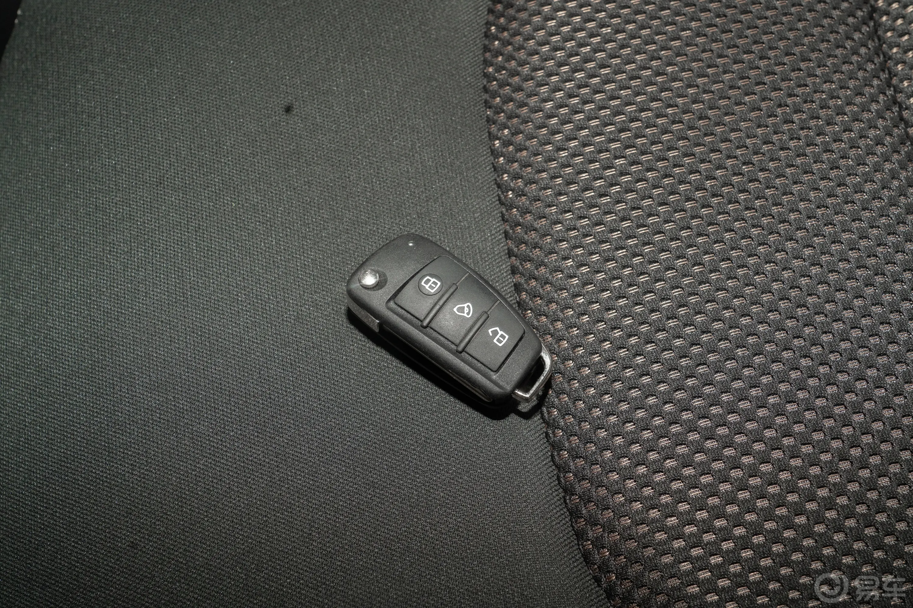 瑞风M3PLUS 1.8L 智联版 7座钥匙正面