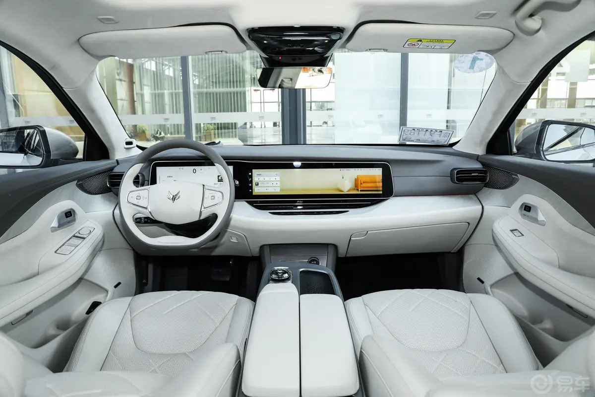极狐 阿尔法S6735km 限定版 电机175kW内饰全景正拍