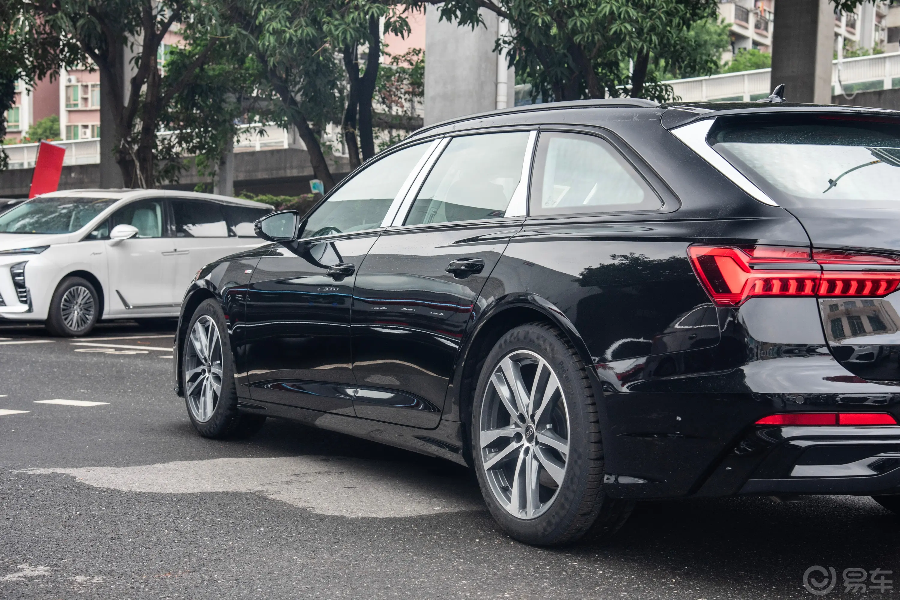 奥迪A6Avant 45 TFSI quattro 大探险家版 Outdoor Edition外观细节