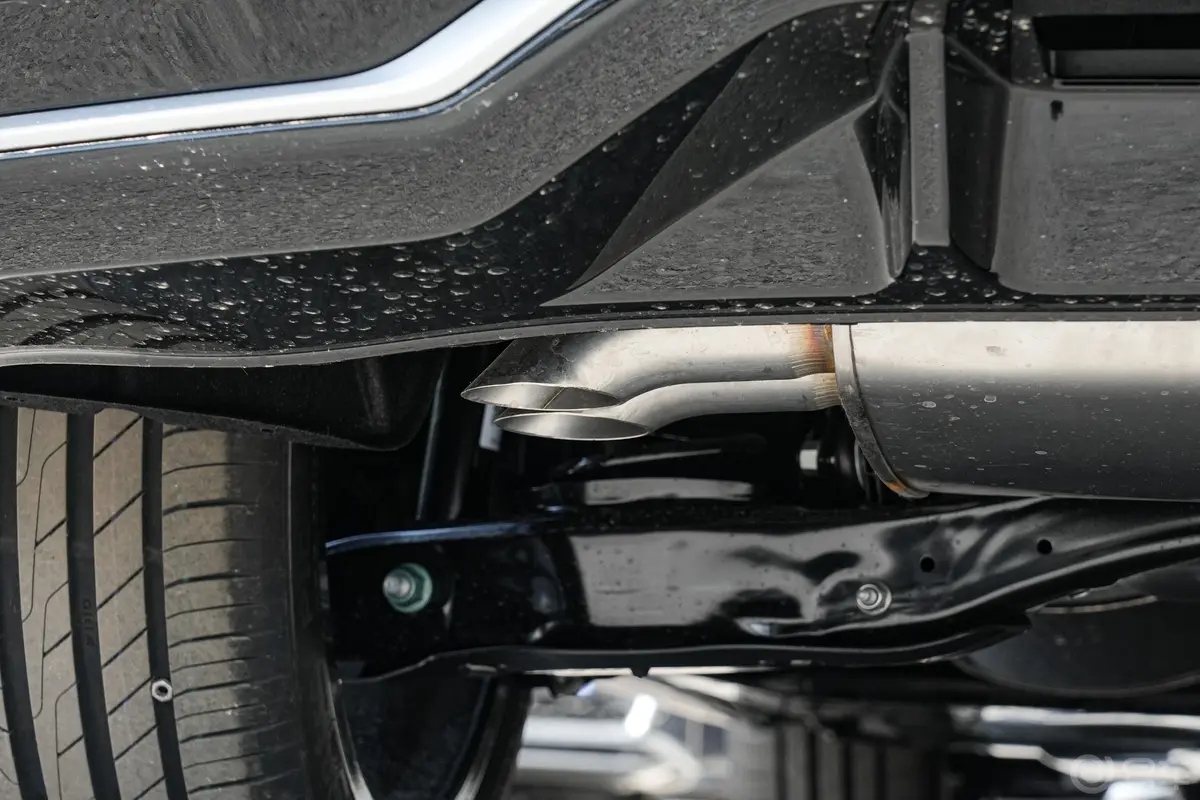 奥迪A3改款 Sportback 35TFSI 飞驰尊享型动力底盘