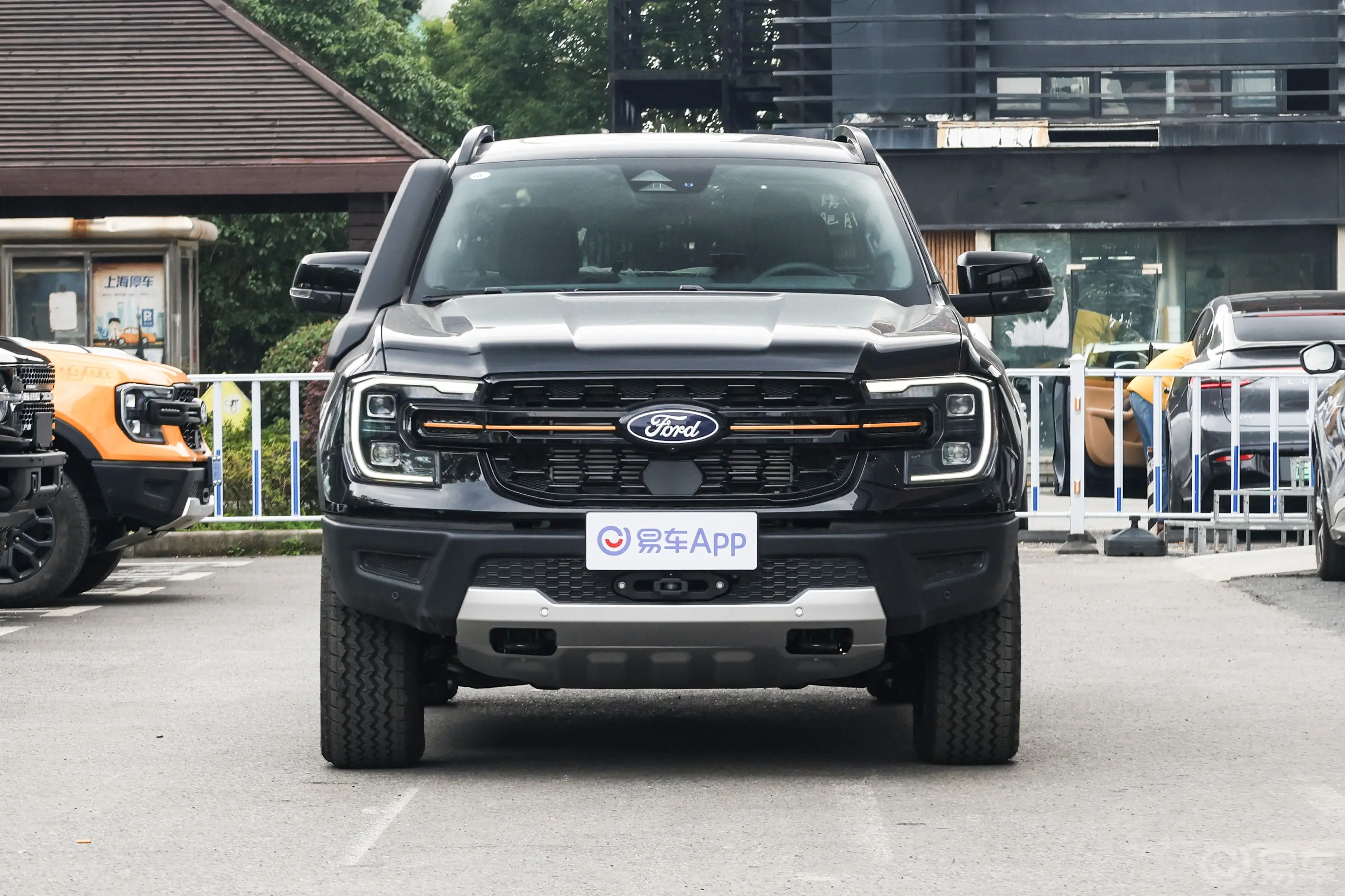 游骑侠Ranger2.3T 自动四驱沙狐特别版 汽油正前水平