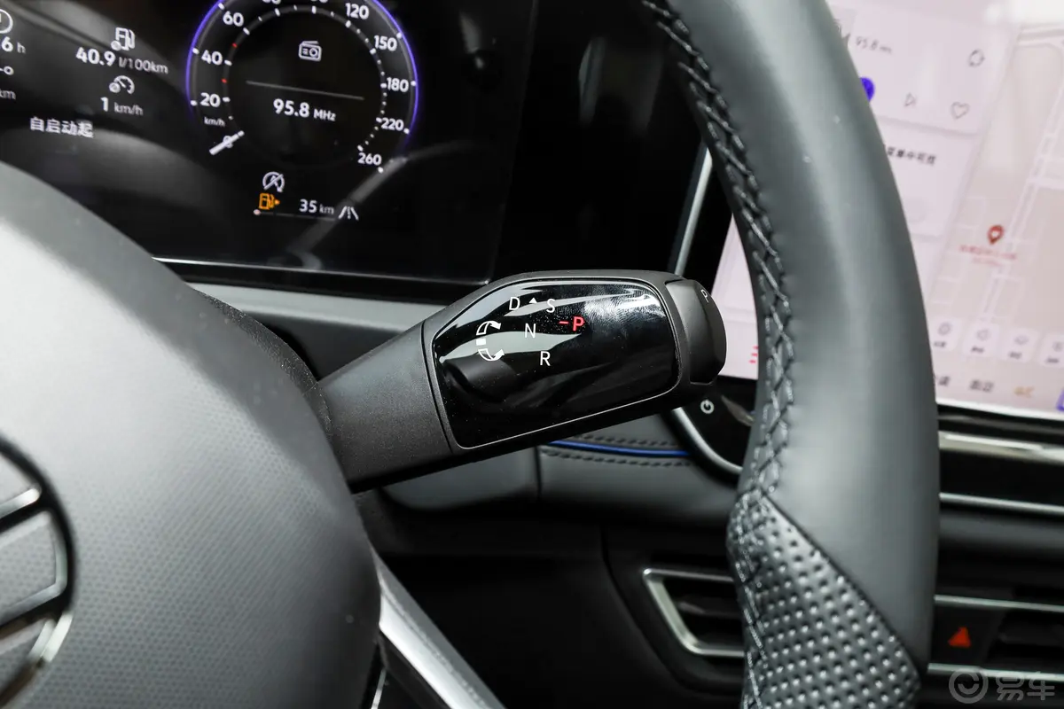 途观LPro 380TSI 两驱R-Line智领版换挡装置