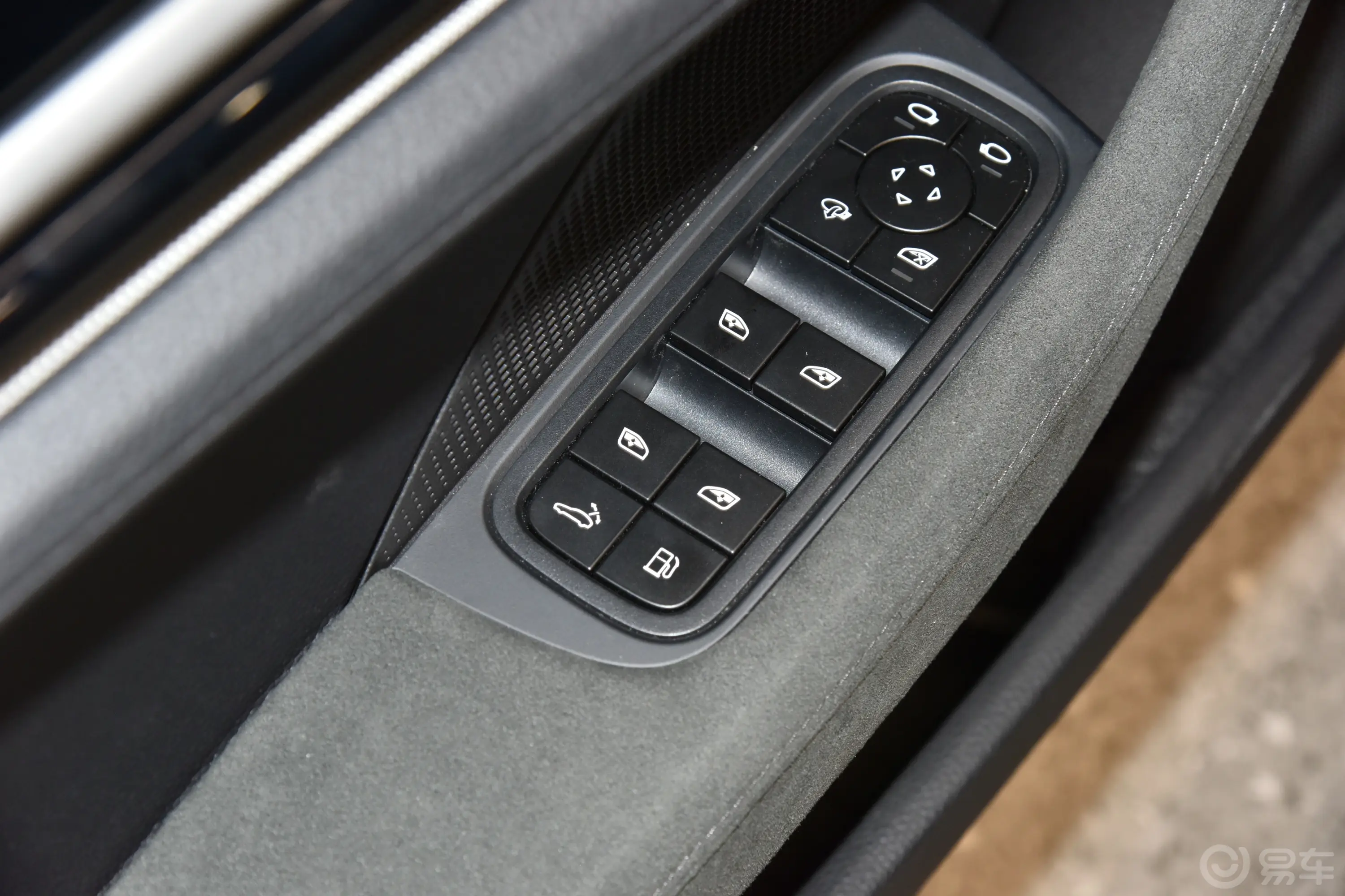 Panamera E-HybridPanamera 4 2.9T车窗调节整体