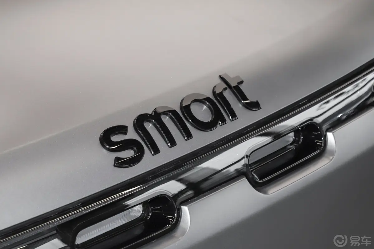 smart精灵#5660km 四驱BRABUS超能版外观细节