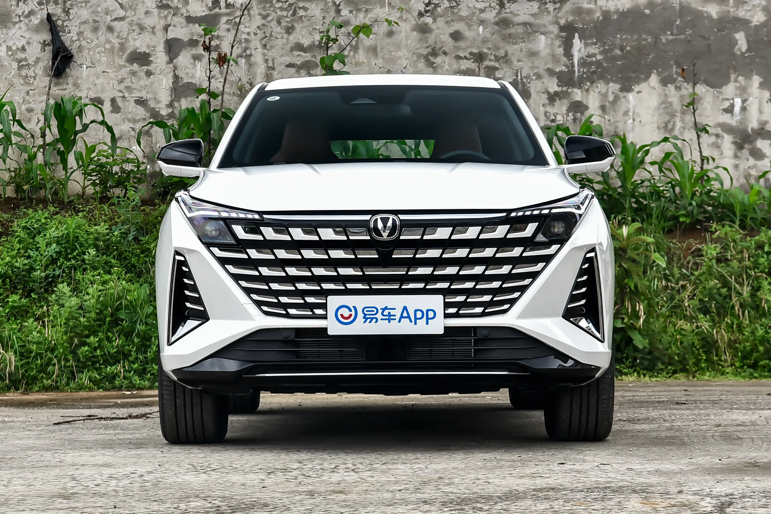 长安UNI-Z1.5T 500Bar PRO正前水平