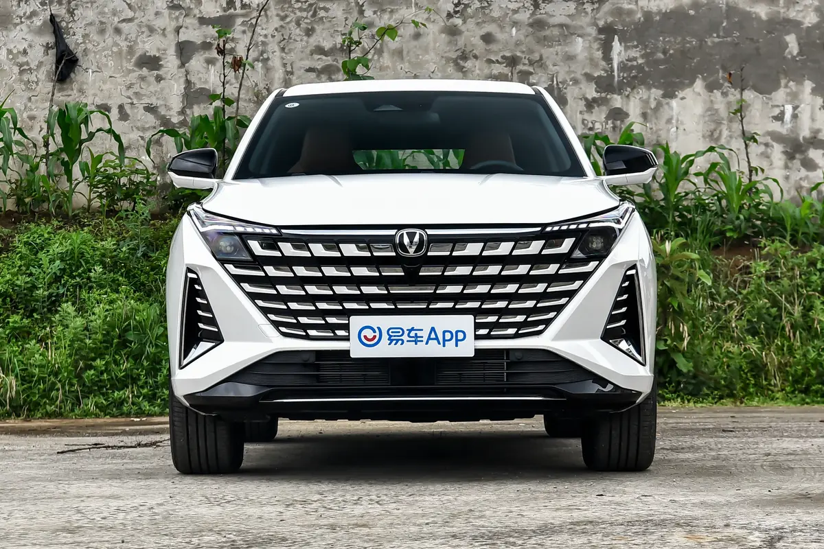 长安UNI-Z1.5T 500Bar PRO正前水平