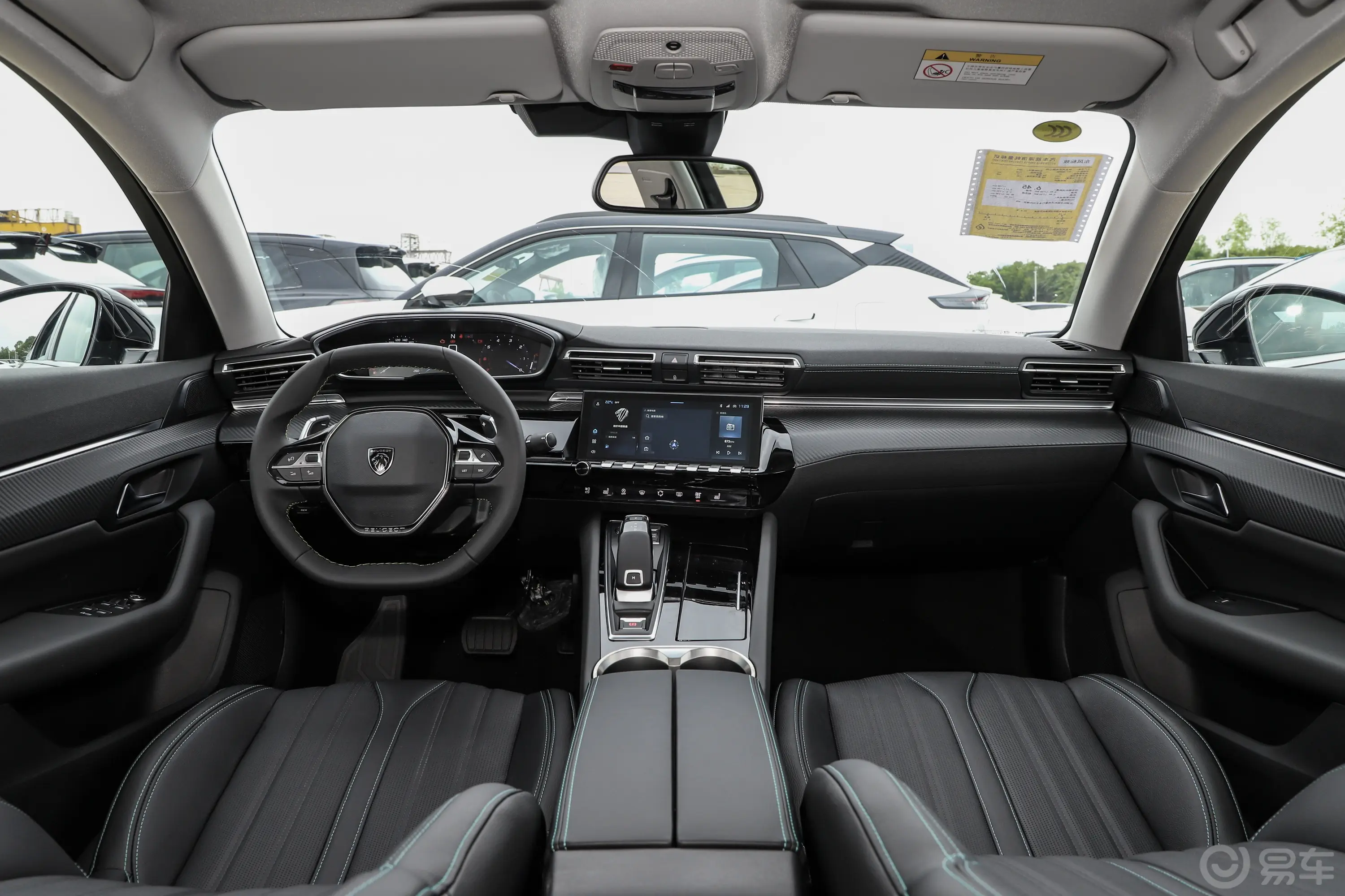 标致508L400THP 驭享旗舰版内饰全景正拍