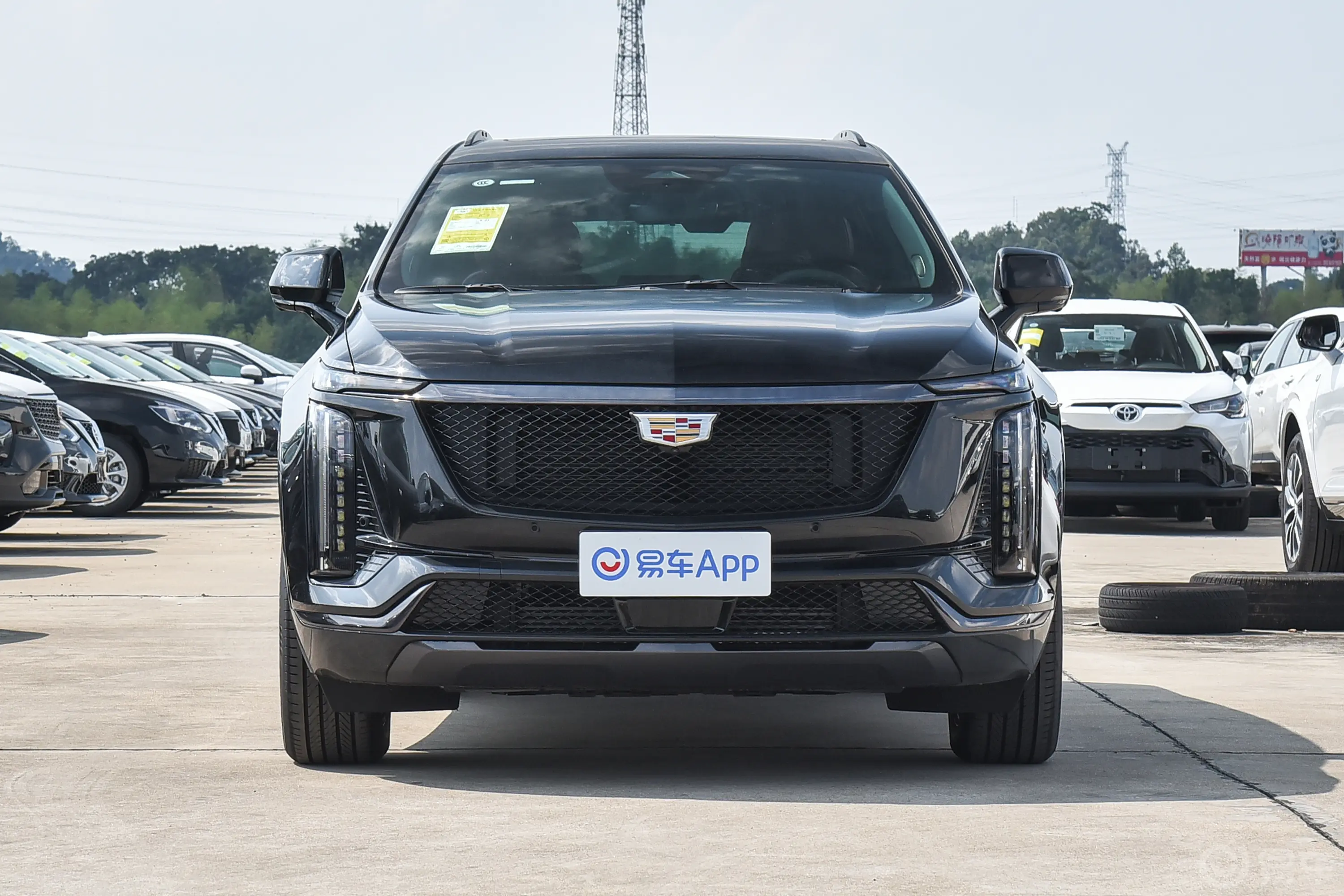 凯迪拉克XT52.0T 尊贵型正前水平