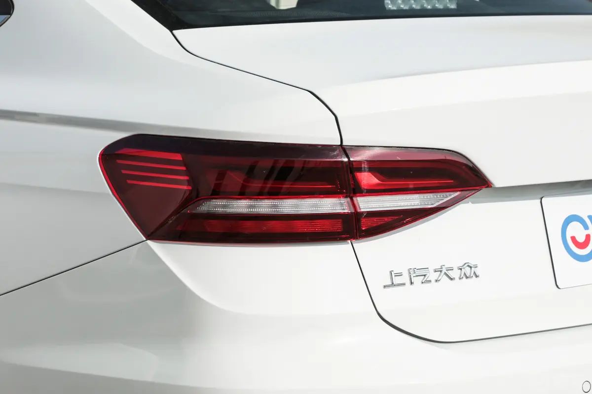 【朗逸1.5L 自动五百万版外观灯组图片-汽车图片大全】-易车