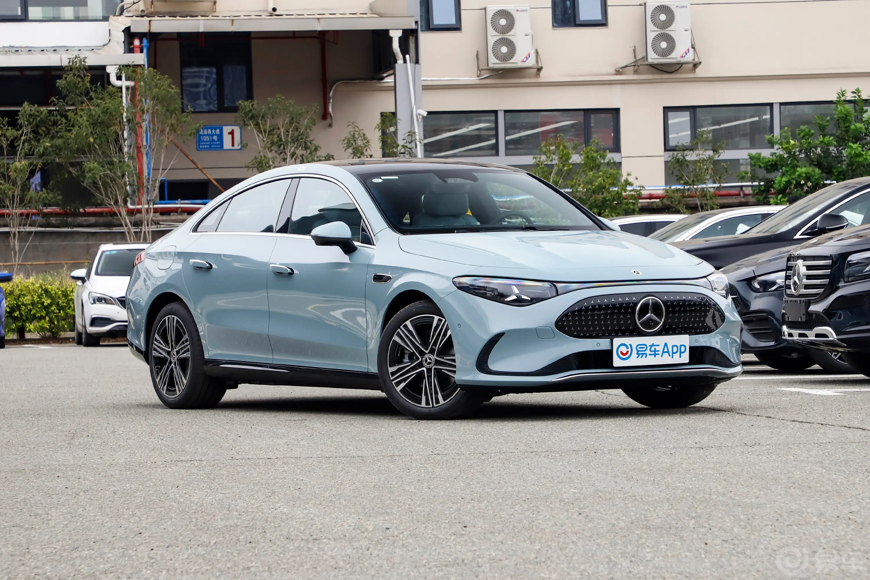 Cla260 【奔驰CLA新能源CLA 260 L侧前45度车头向右水平图片-汽车图片大全】-易车
