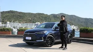 唐EV前排乘坐空间怎么样？