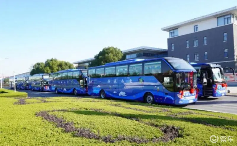 安凯N8、A8高端旅游客车交付黄山旅游交通