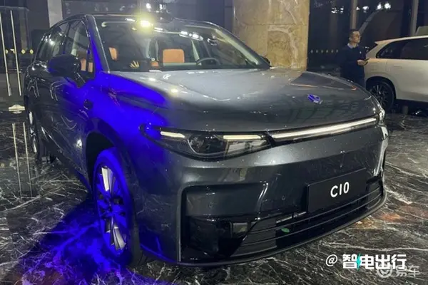 零跑C10预售15.18-18.58万元标配100+项领先配置-图3