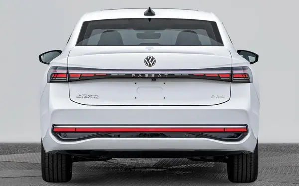1488x0_1_autohomecar__ChxoHWYdI6WANnjuAAMKF-eUrAM13