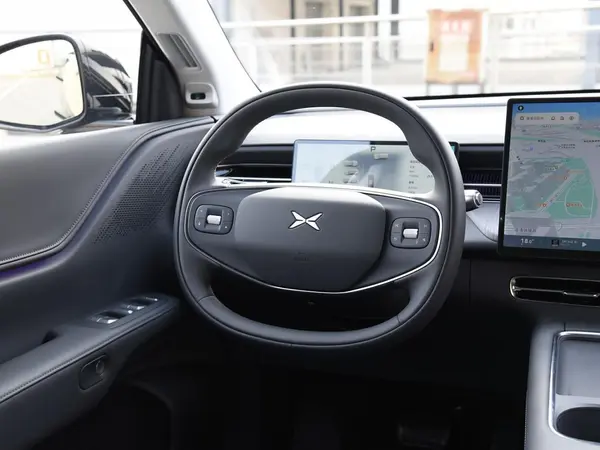 1400x1050_autohomecar__ChxoHWfB0HiAPK3lABUJonw6QnQ434