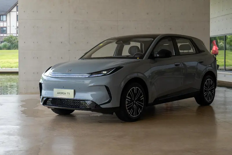 越级的享受极狐T1重新定义A0级精品车(图1)