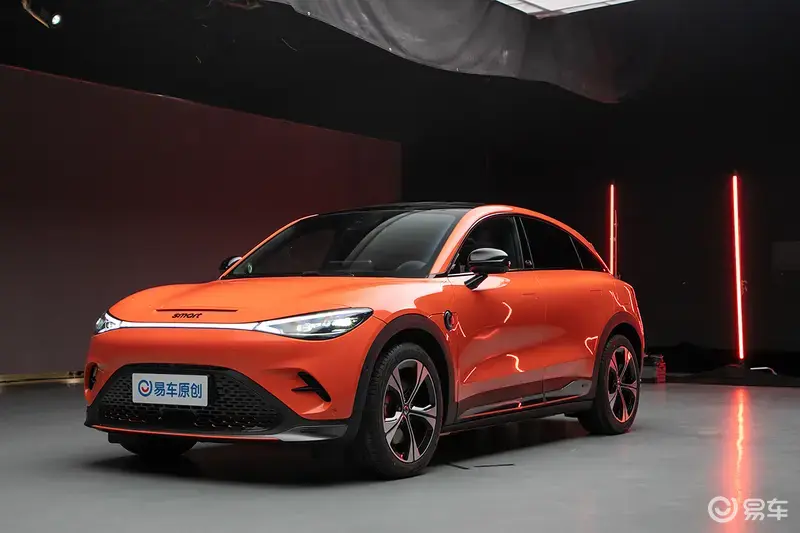 红色的汽车

描述已自动生成